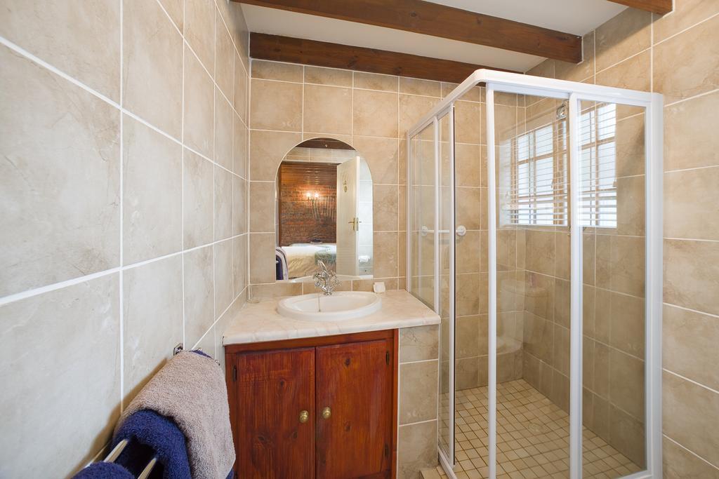 Swallows Nest Country Cottages Stormsrivier Bilik gambar